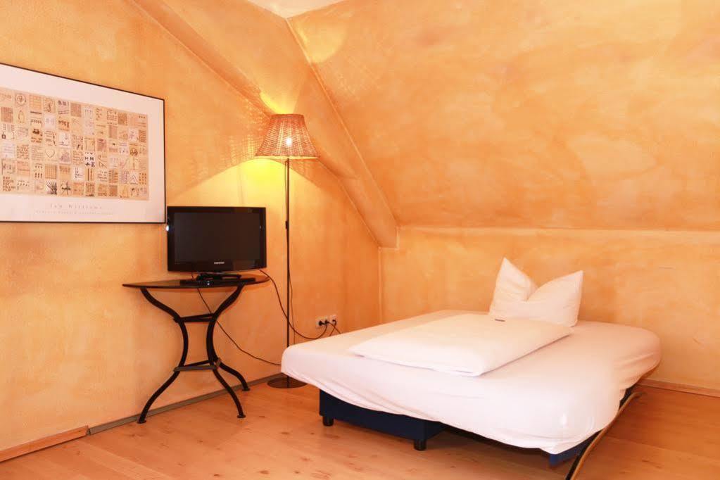 Landhotel Hirsch Κέμπτεν Εξωτερικό φωτογραφία